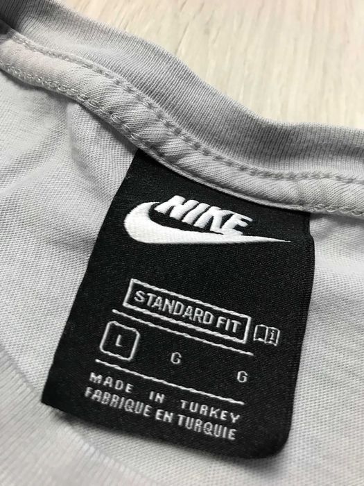 NIKE r.L oryginalna koszulka męska w dobrym stanie