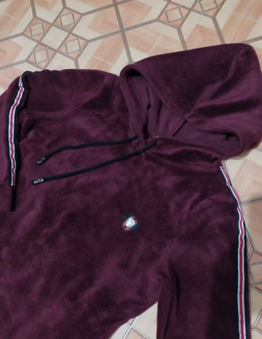 Велюровий спортивним костюм