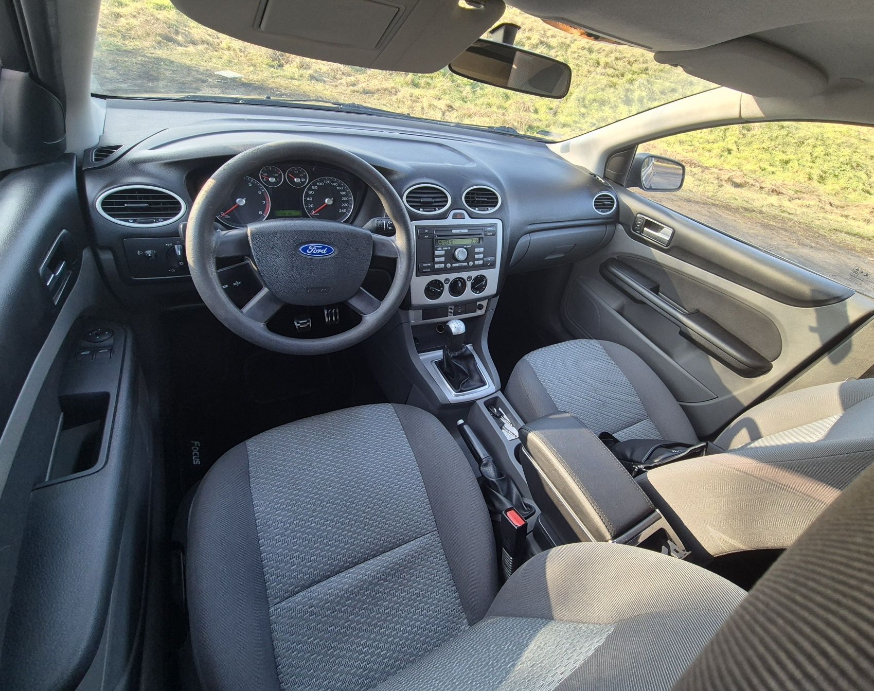 Ford Focus II HATCHBACK 1.6 DURATEC 100km, w pełni sprawny