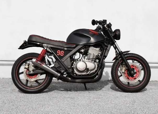 HONDA CB500 Cafe Racer