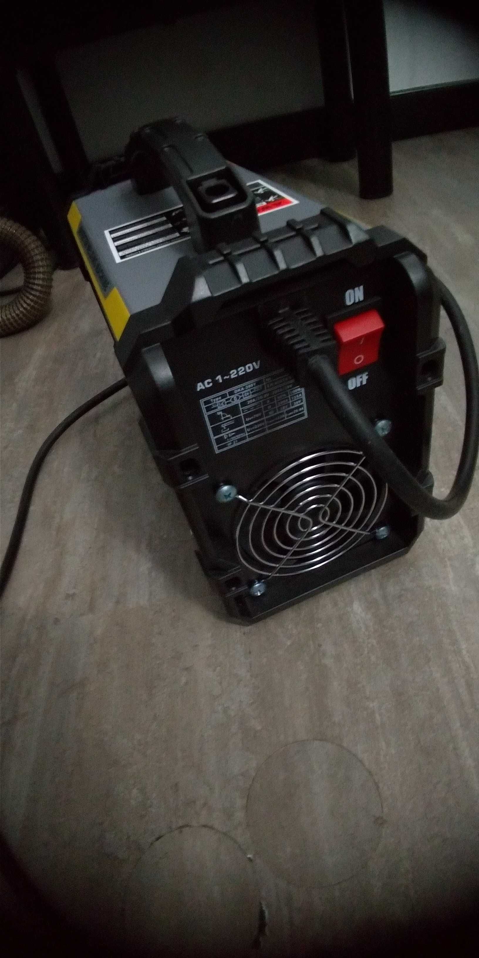 Máquina de Solda Elétrica nova de ótima qualidade comprada na Alemanha