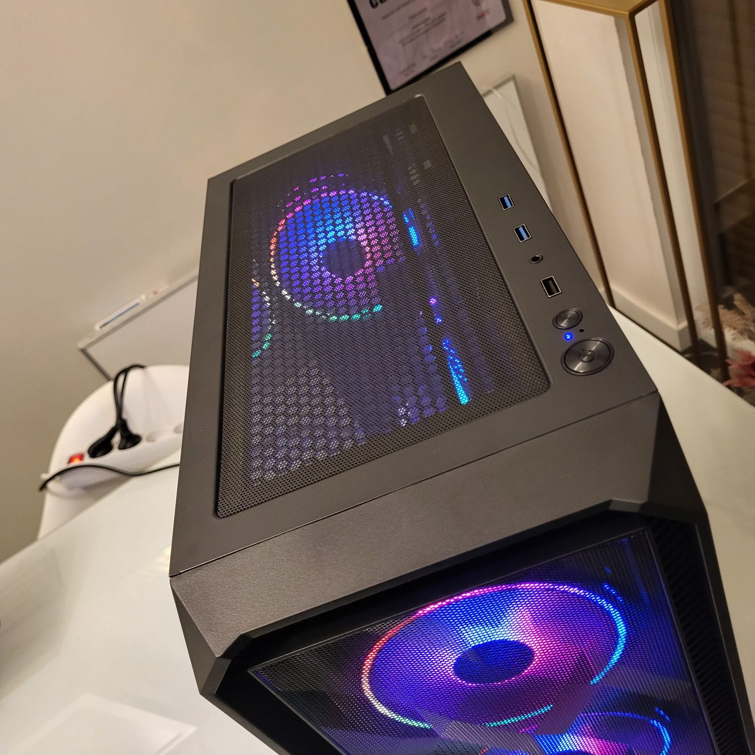 Komputer gamingowy Ryzen 5 5600 RTX 3070 16gb