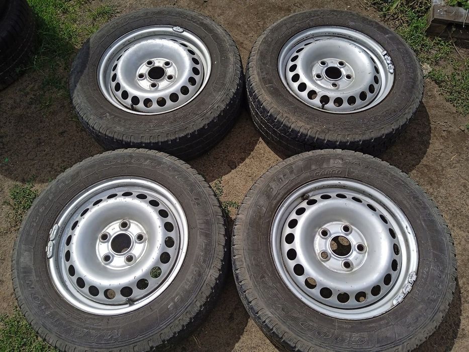 koła stalowe 5x120 VW T5 T6 Multivan Transporter opony 215/65 16C Felgi