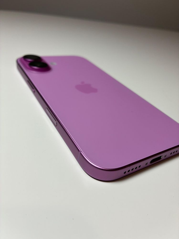 iPhone 16 128GB Różowy - jak nowy + gwarancja!