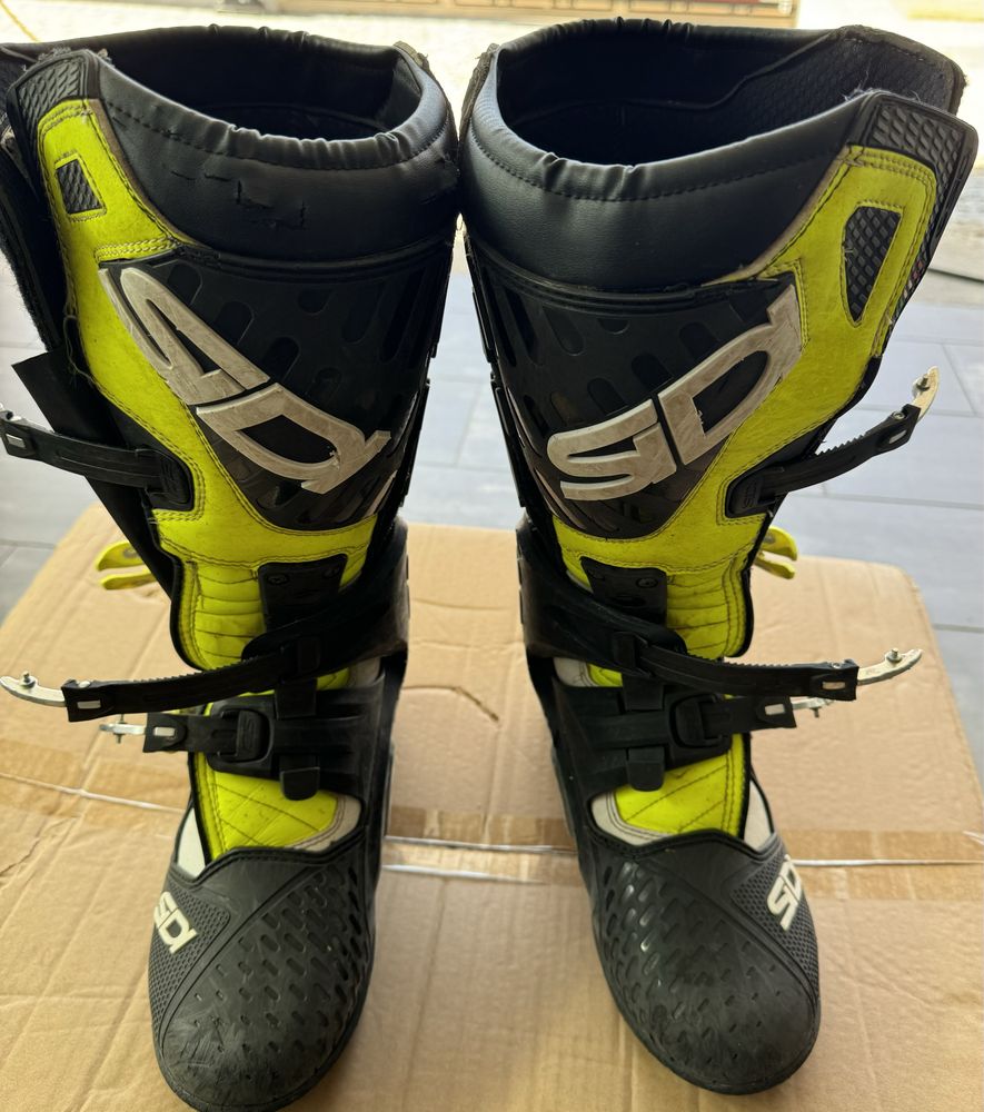Botas enduro sidi / joelheiras Fox