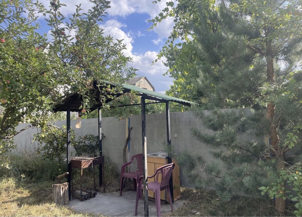 Продаж дачного будинку