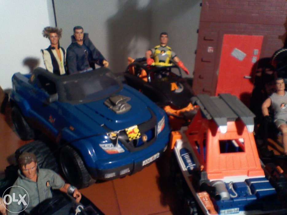 Coleção Barbie e Action Men/Ken (carros, acessórios, etc.)