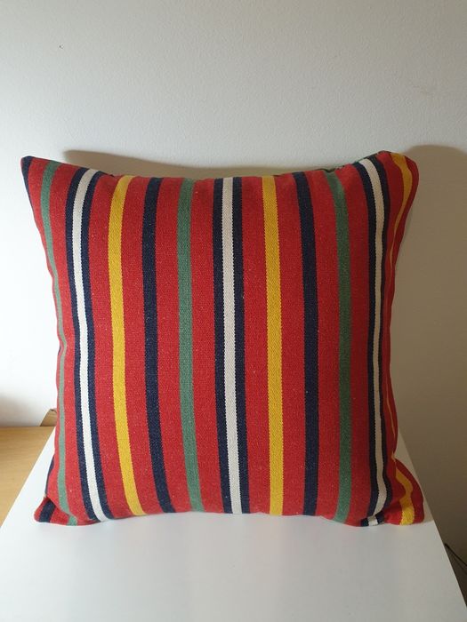 Capa almofada padrão madeirense