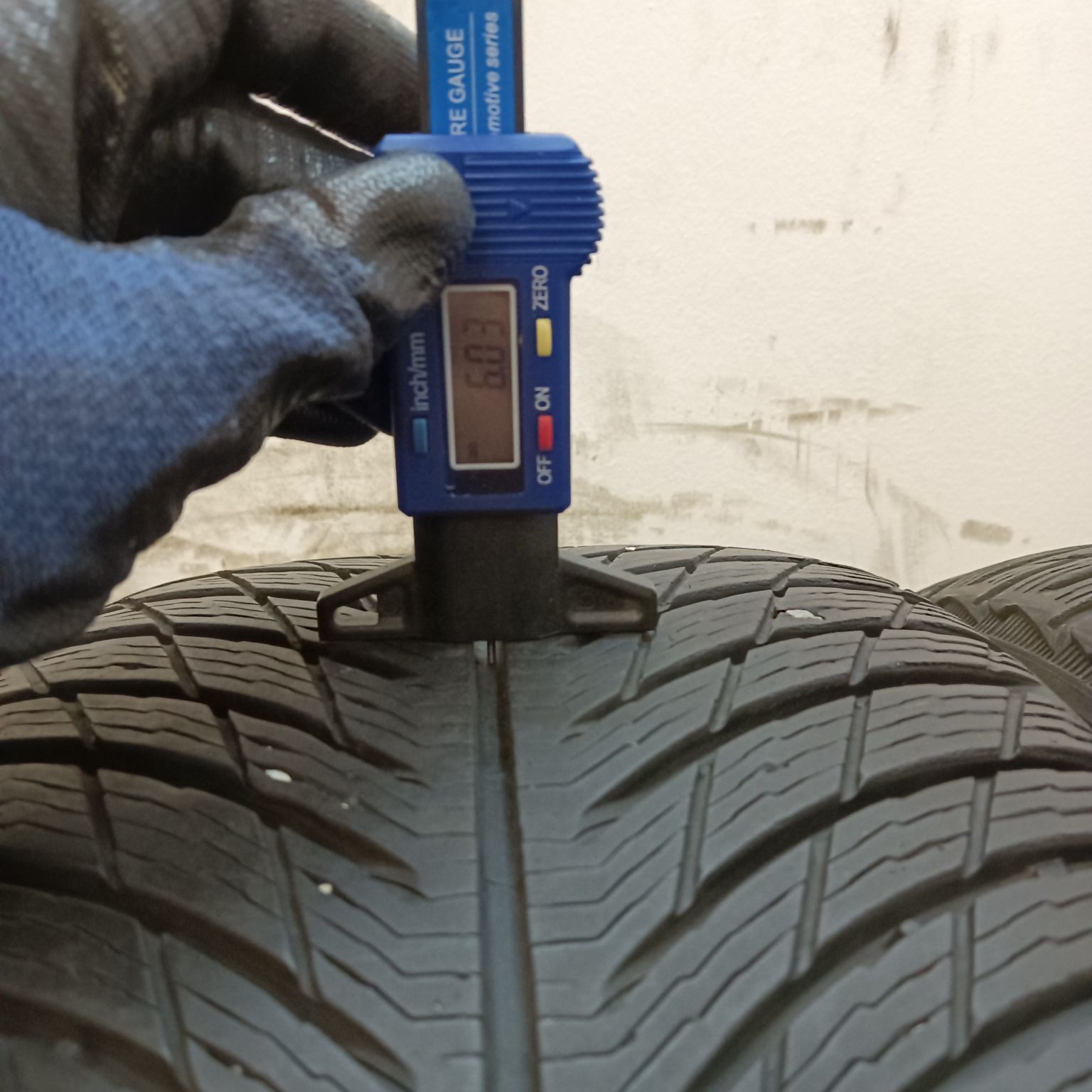 235/40/18 Michelin pilot Alpin 5 /Opony zimowe komplet