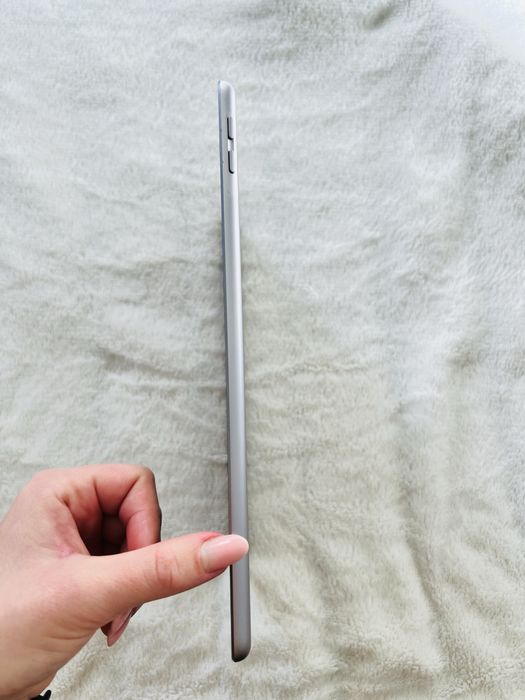 iPad 6 generacji Wi-Fi, 32GB