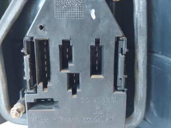 Farolim esquerdo VOLKSWAGEN Passat Variant (3A5, 35I)