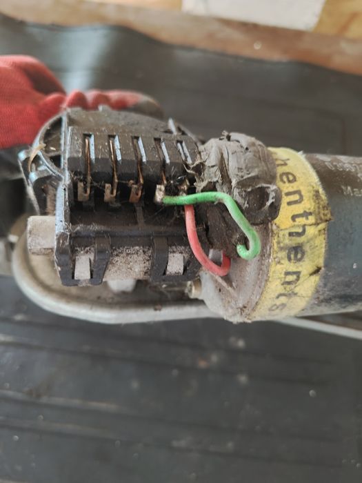 Mechanizm wycieraczek silniczek wycieraczek audi A4 b5 volkswagen pass