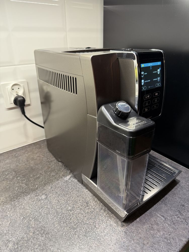 Ekspres do kawy DeLongi Dinamic Plus Bluetooth