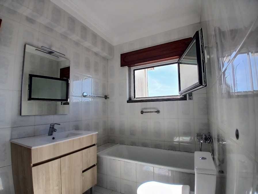 Arrenda se Apartamento Lourel Vista Deslumbrante T2