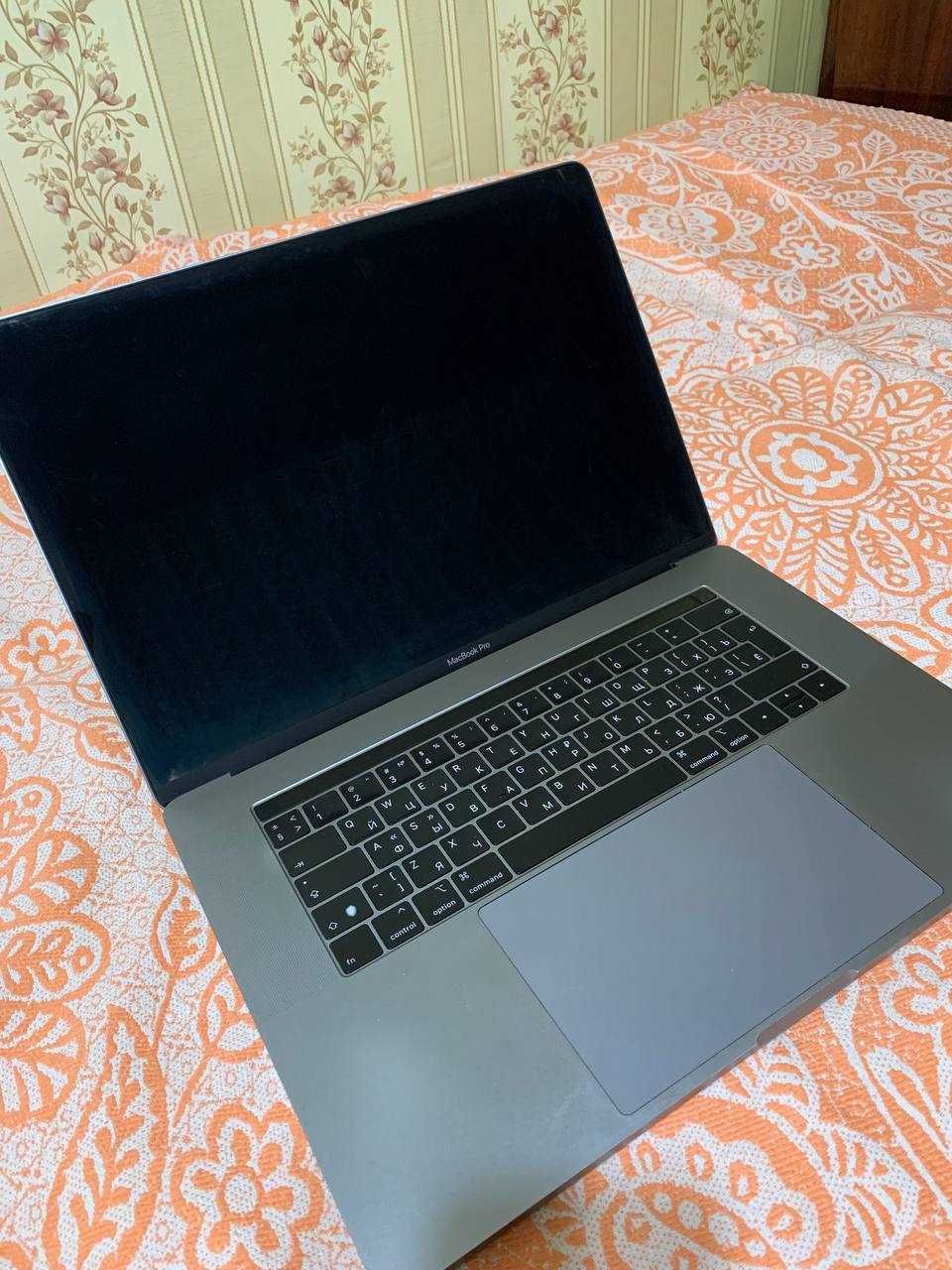 MacBook Pro 15 A1990 2019р