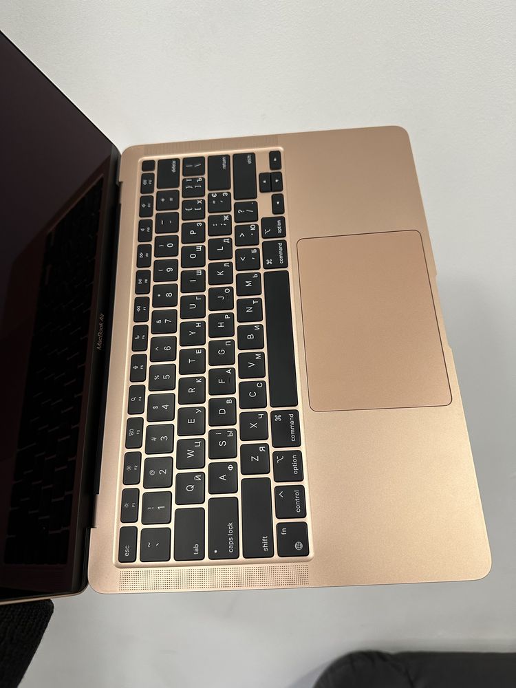 MacBook Air 13 M1 A2337 Gold