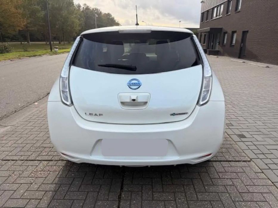 Nissan Leaf      2015