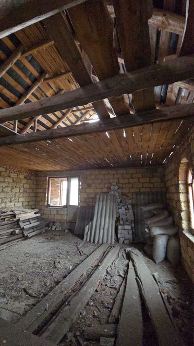 Новобудова двоповерховий будинок з гаражем – вигідна пропозиція