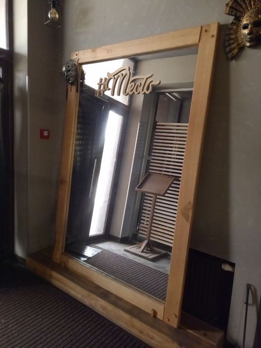 Зеркало интерьерное