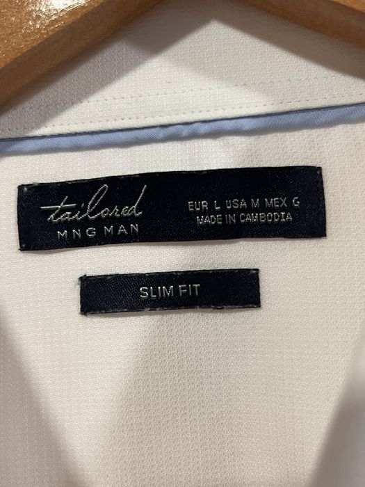 Camisa branca Botao de Punho MNG