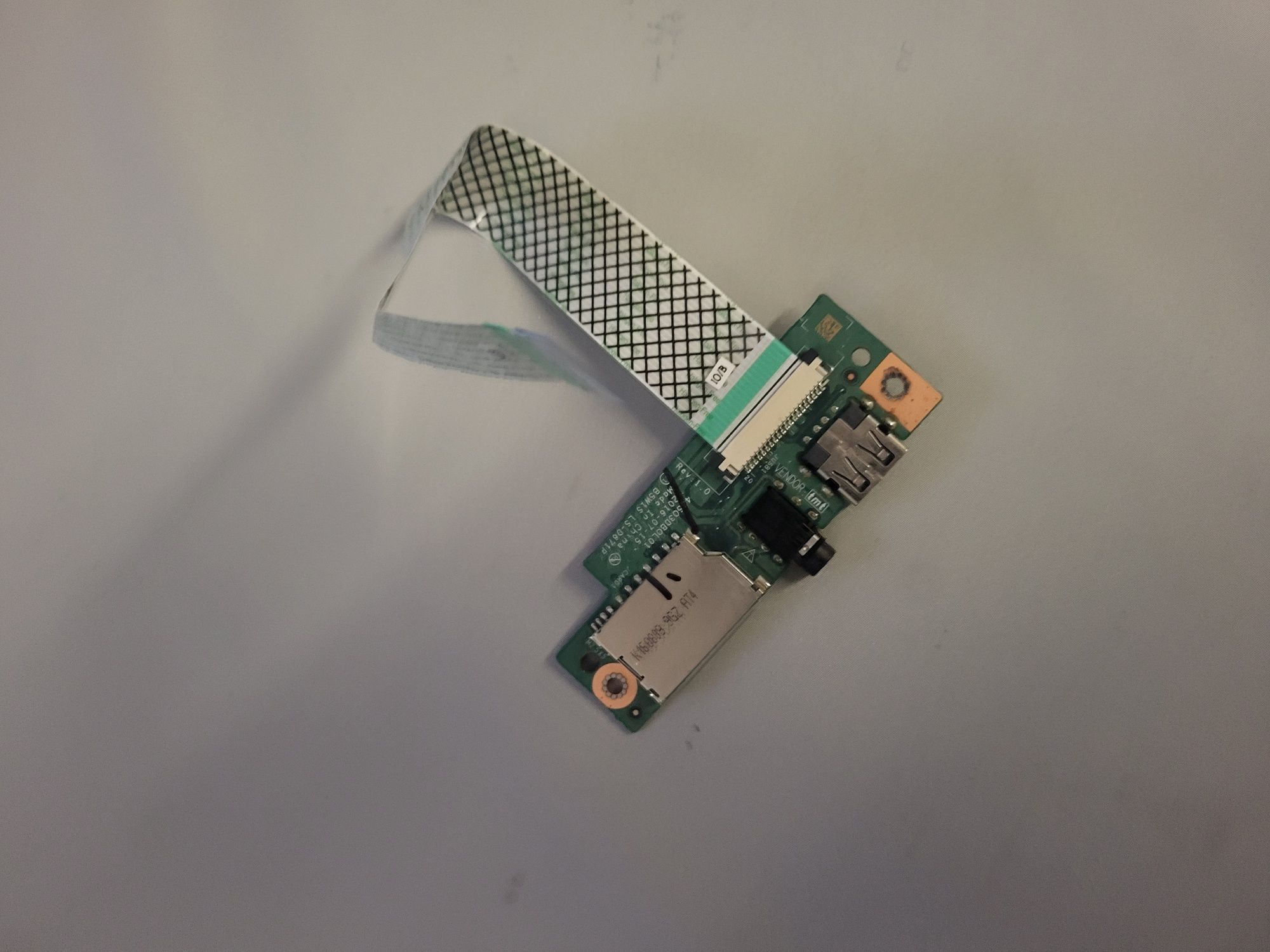 Sprzedam plytkę moduł Usb audio SD laptopa ACER Aspire ES1 533 C6FA