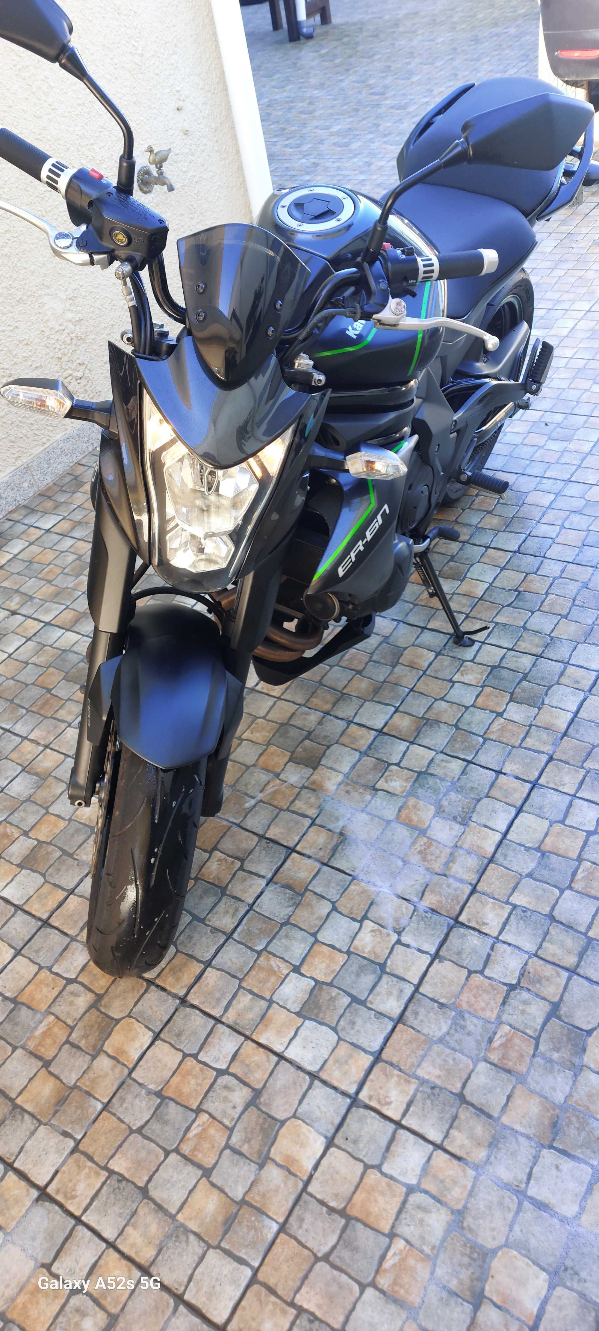 Moto Kawasaki er6n 650