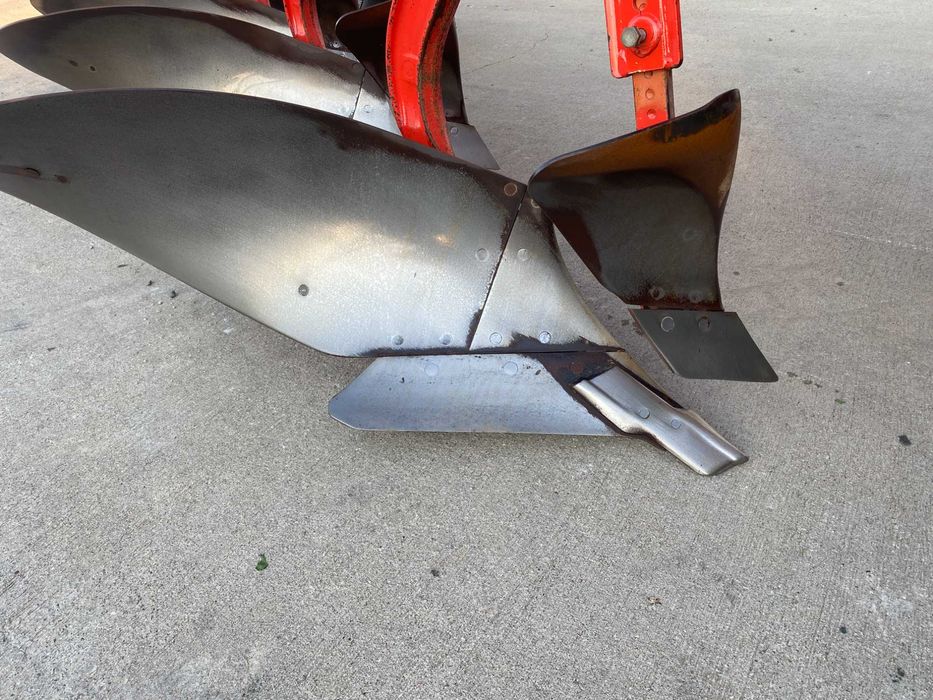 PŁUG KUHN VARI-MASTER 152 Vario Liniowanie lemken kverneland rabewerk