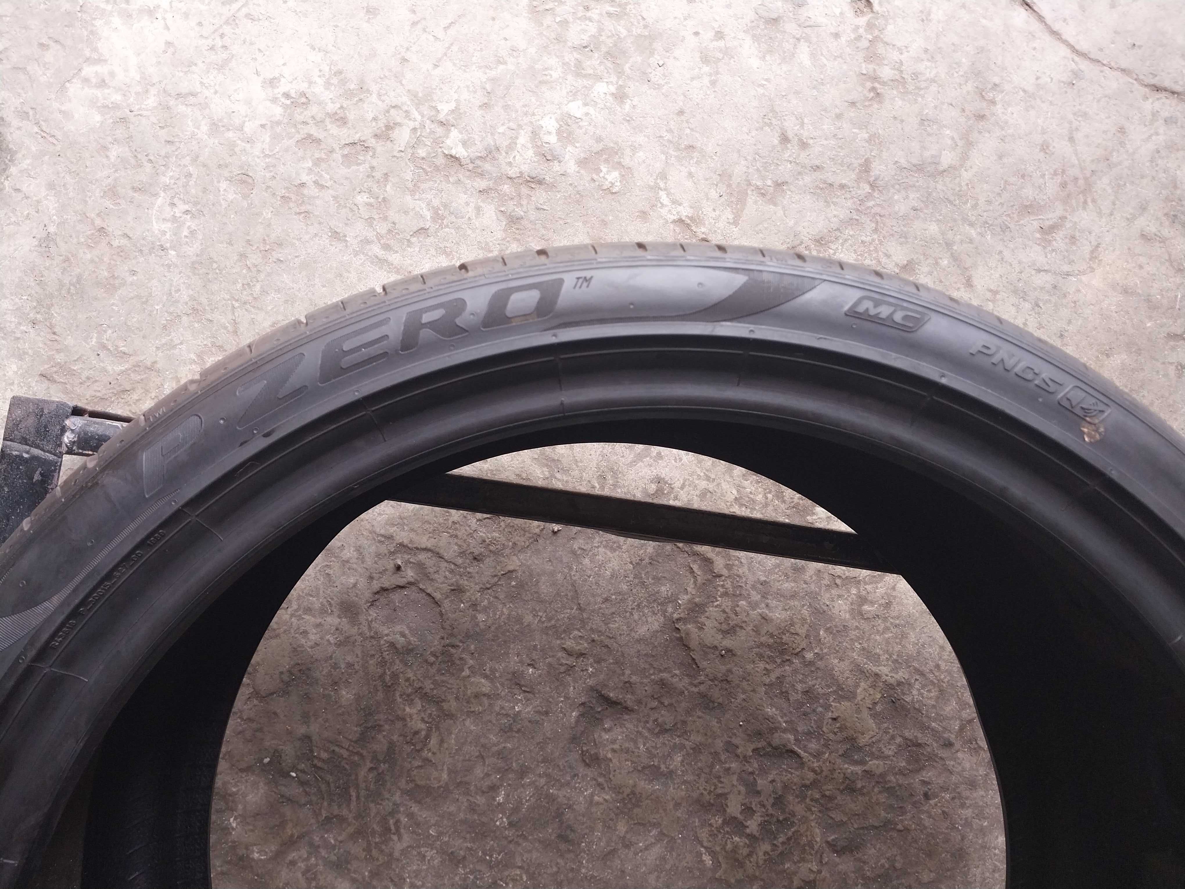 295 30 21 Pirelli, літо Ціна за 2 шт. 6000. З ремонтом.