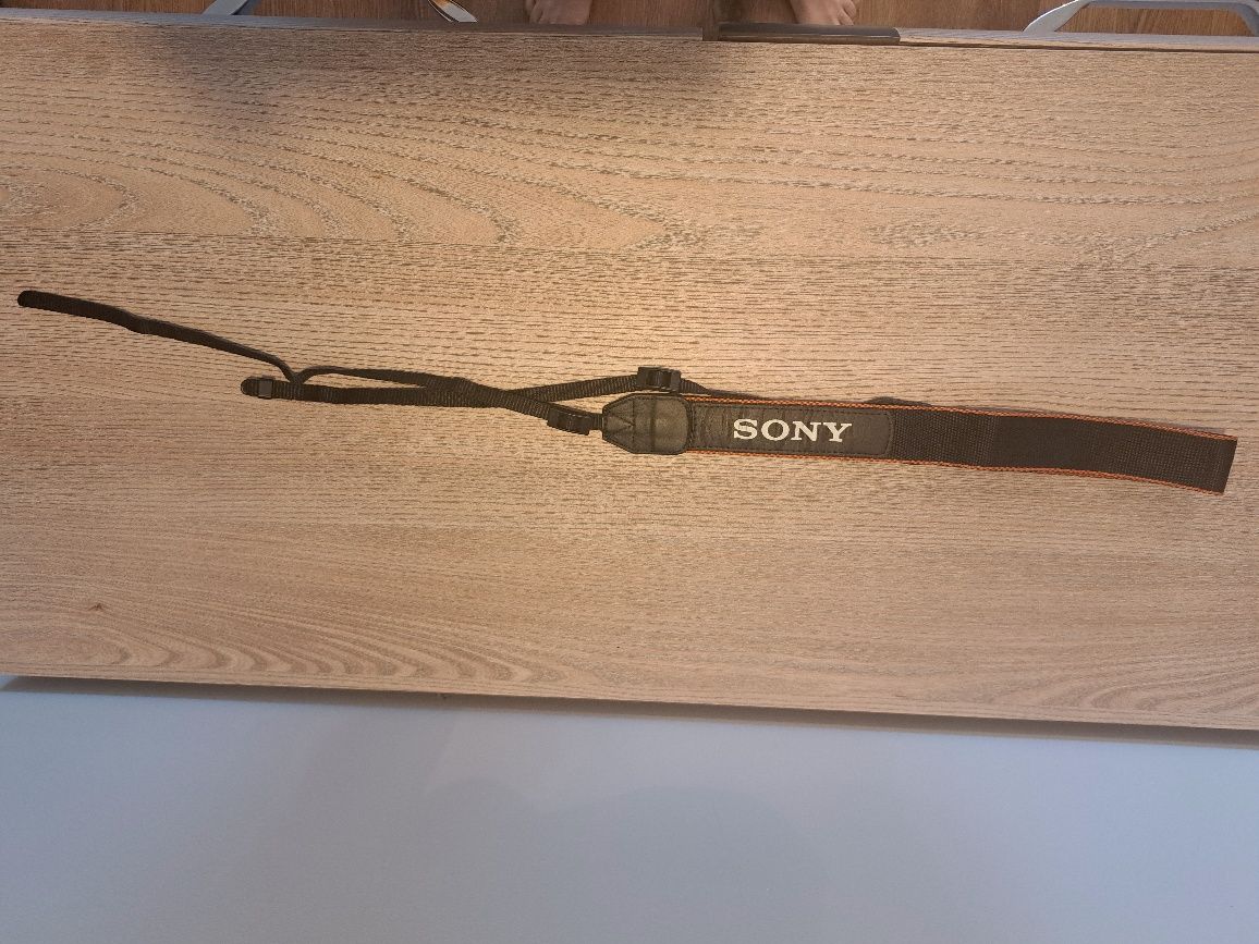 Aparat Sony DSLR a37 zestaw Sony A 18-55, Minolta 70-210