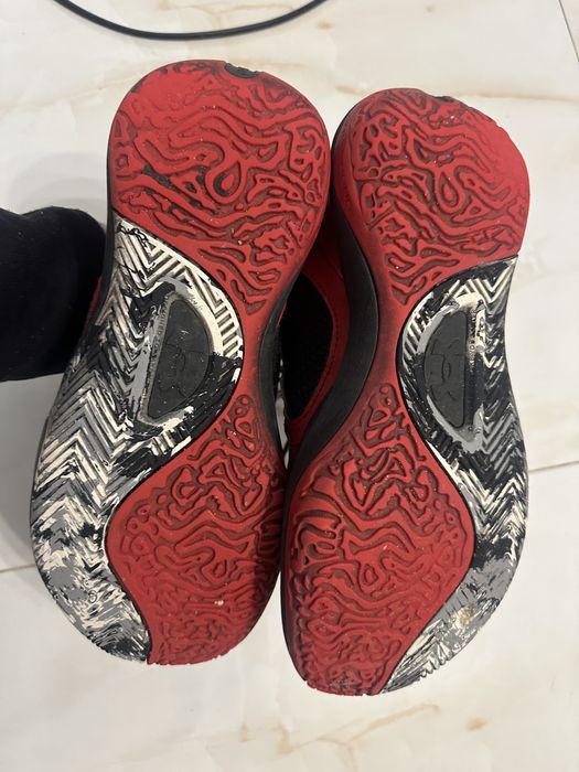 Кросівки under armour