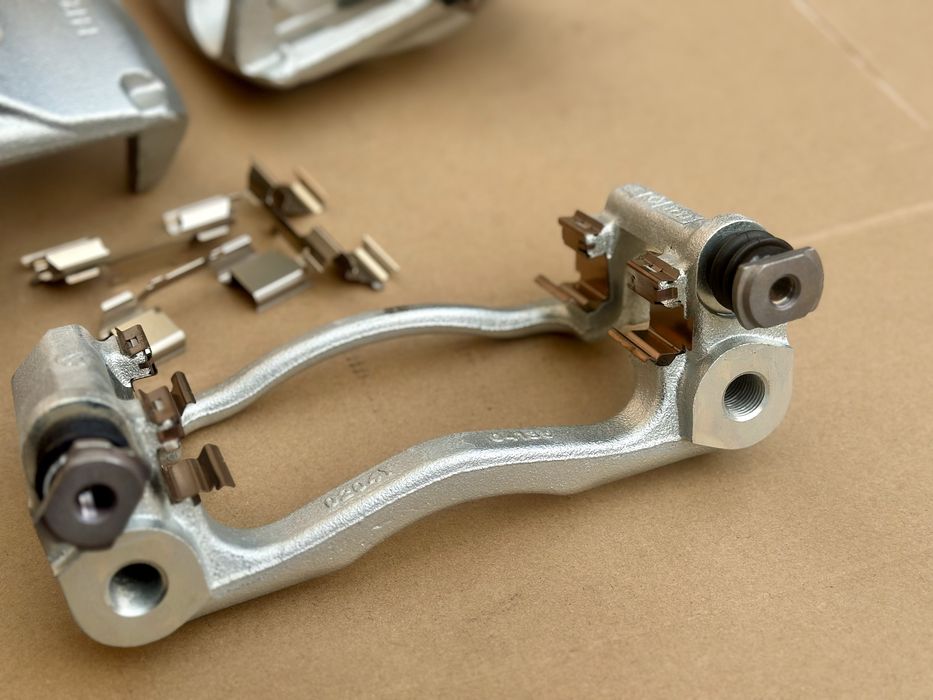 Супорт спринтер спарка скоба 316- 519