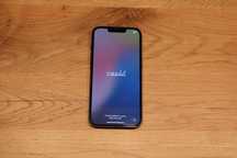 iPhone 13 128GB Midnight A2633 bateria 87% bardzo dobry stan + obudowa
