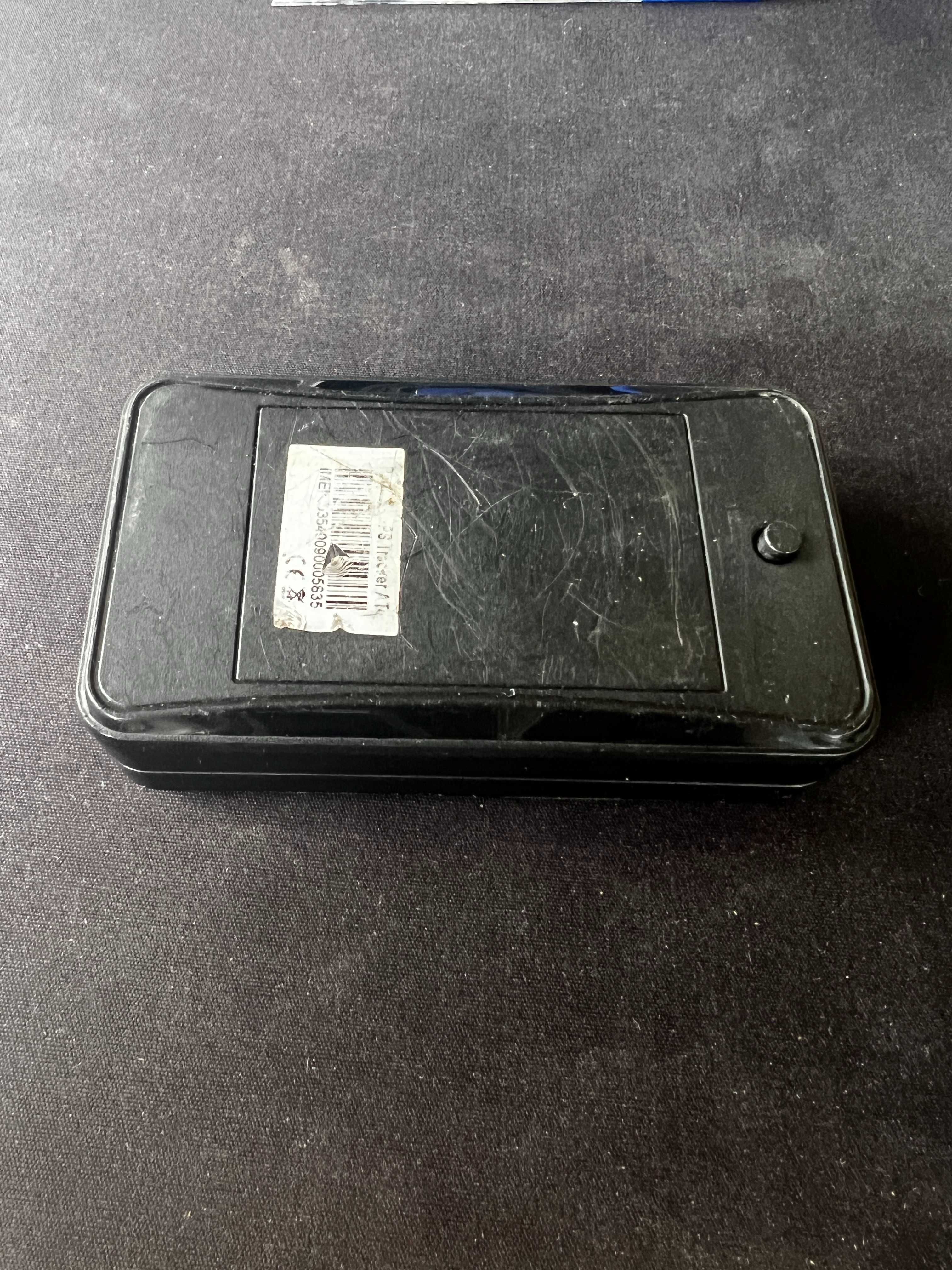 Localizador GPS magnético avariado (placa de GPS avariada)