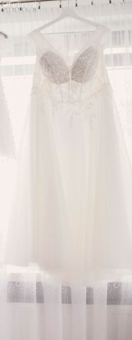 Suknia slubna 44 biała