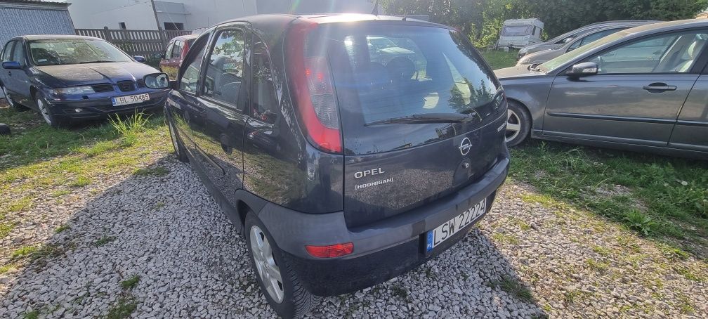 Opel Corsa C 1.2 LPG Klima 5D 2002r.