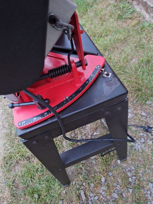 Стрічкова пила з Німеччини нова