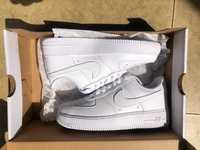Nowy i oryginalny Nike Air Force 1 Low '07 White