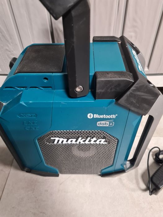 Makita Radio budowlane z Bluetooth ( zasilacz) S stan Nowy model