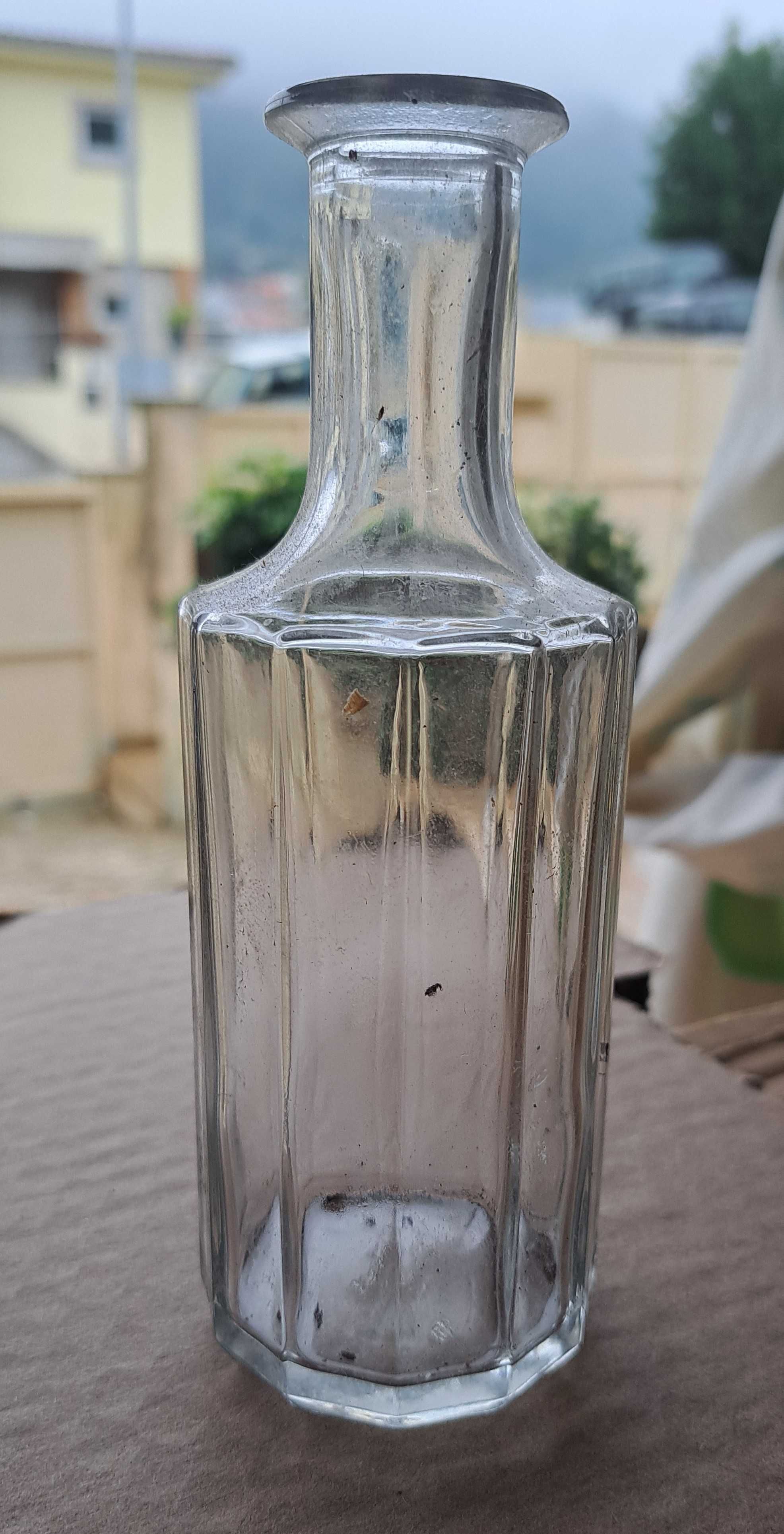 Garrafas antigas de Vidro de origem Italiana.