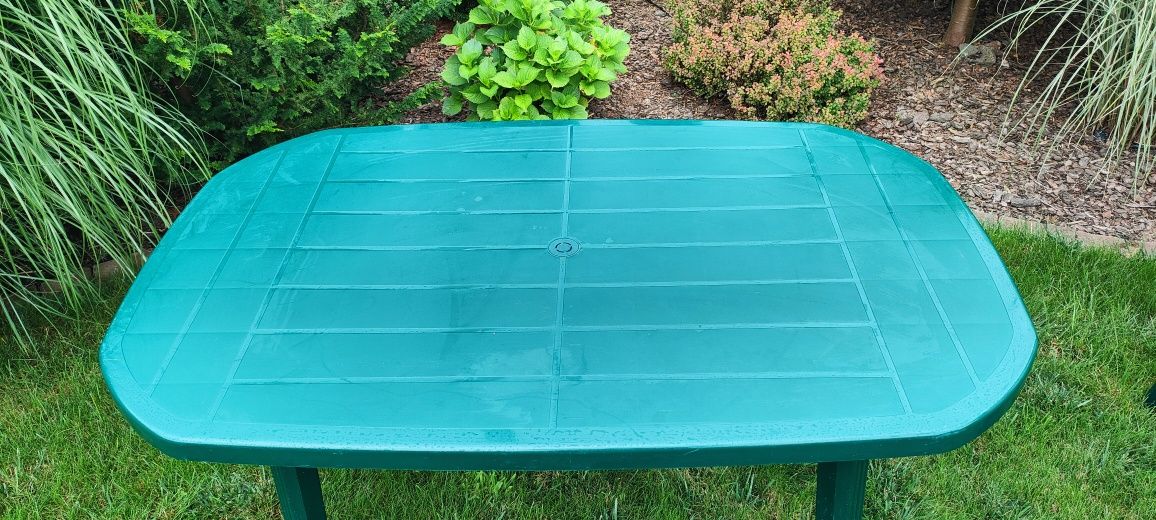 Stół ogrodowy plastikowy + krzesła