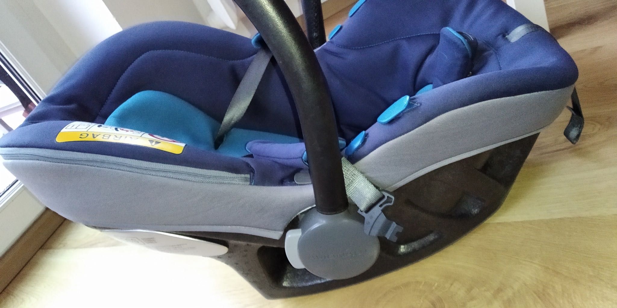 Fotelik Avionaut Ultralite z bazą ISOFIX (tzw. łupina) 0-13 kg