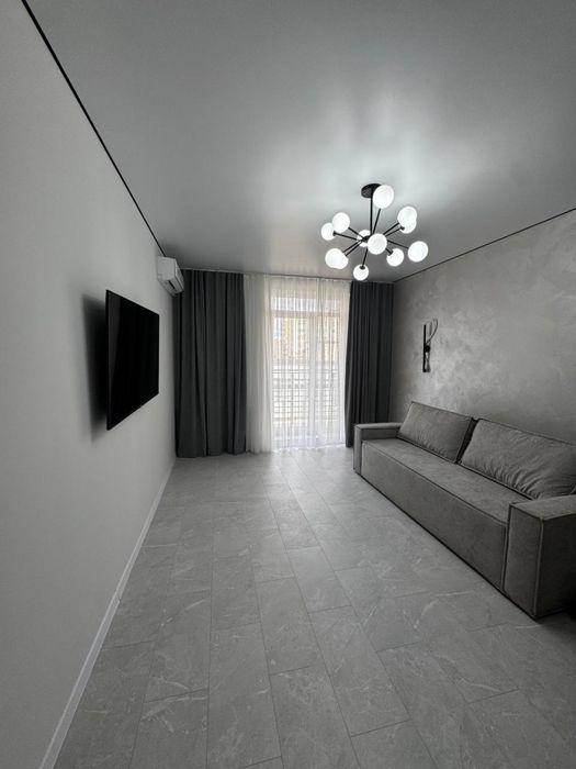 Вільна здається 2 кім квартира Майдан Проспект