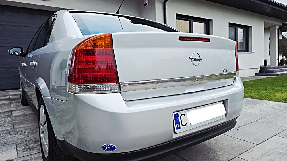 *OKAZ ZDROWIA* Niziutki Przebieg TYLKO 149 tys km Śliczna VECTRA 1.8