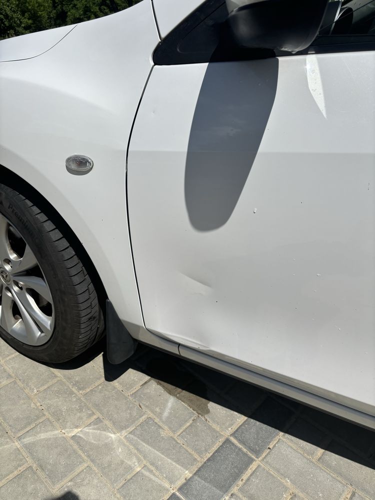 Mazda 3 1.6 diesel CD Exclusive hatchback 2010 rok 269000km