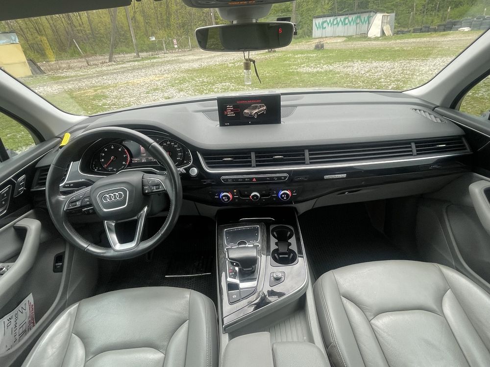 Audi Q 7 терміново
