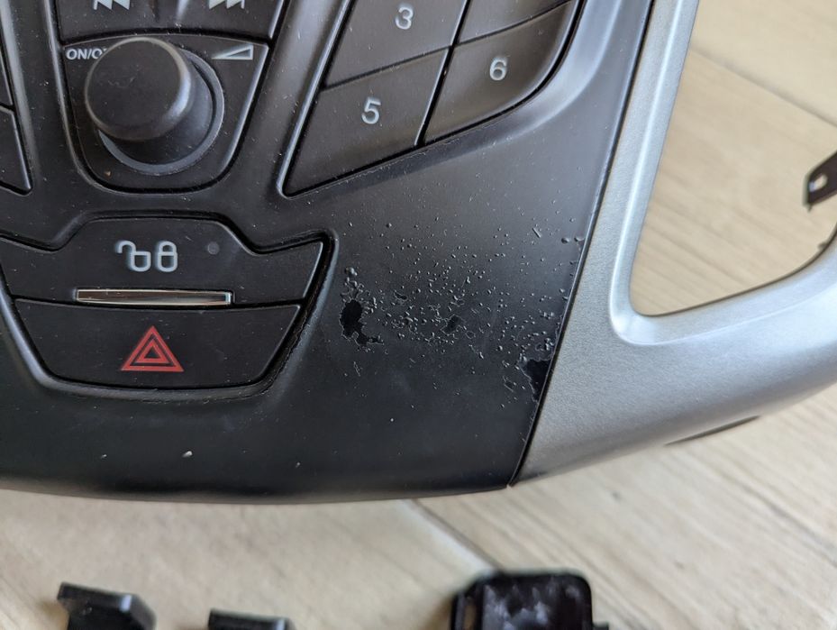 Ford Focus 2 центральна консоль магнітола