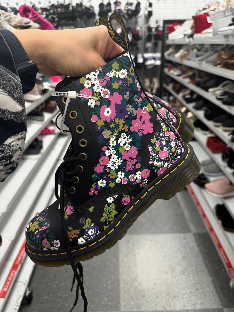 Martens 1460 pascal floral