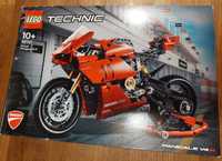 LEGO 42107 TECHNIC Ducati Panigale V4 R