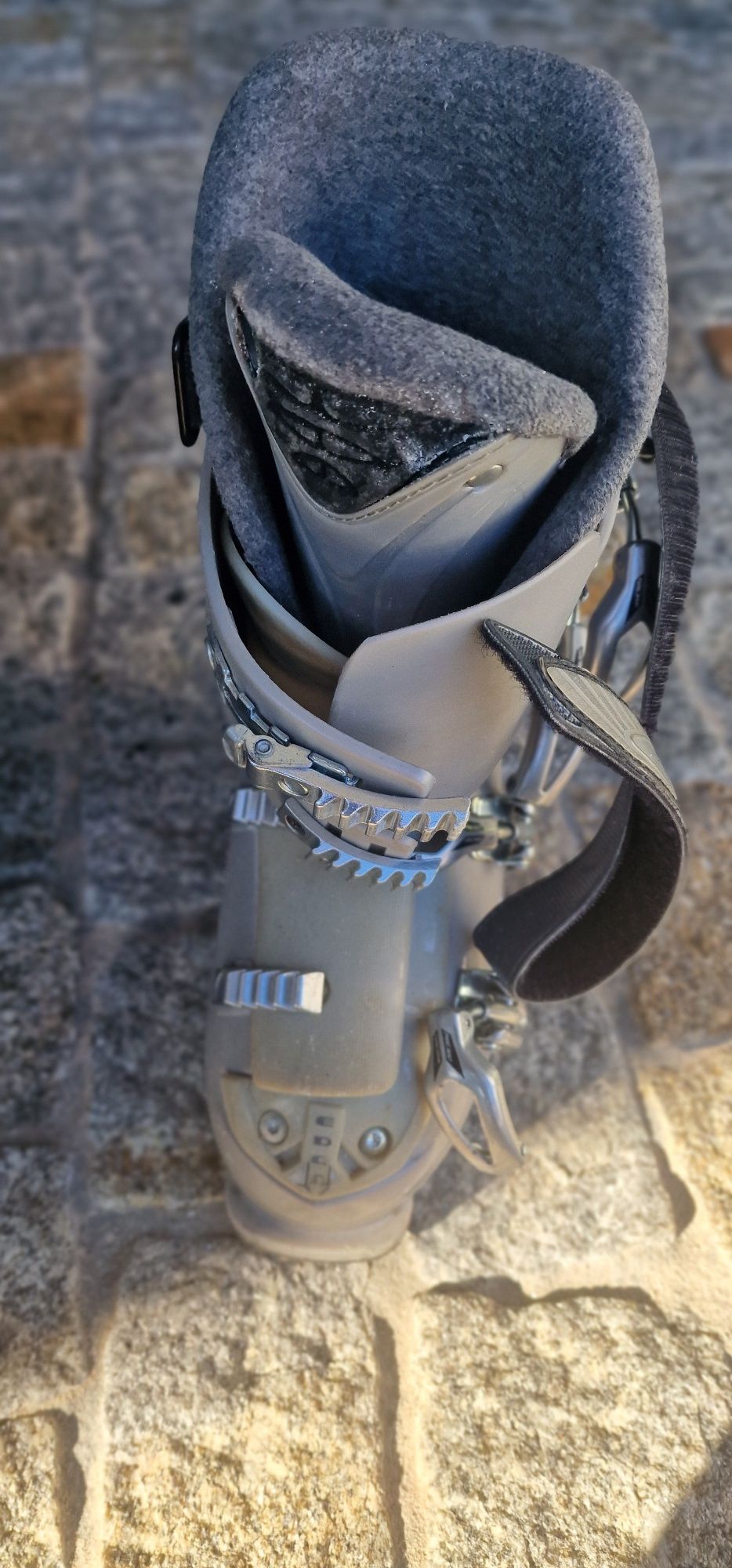 Botas SKI novas usadas uma vez