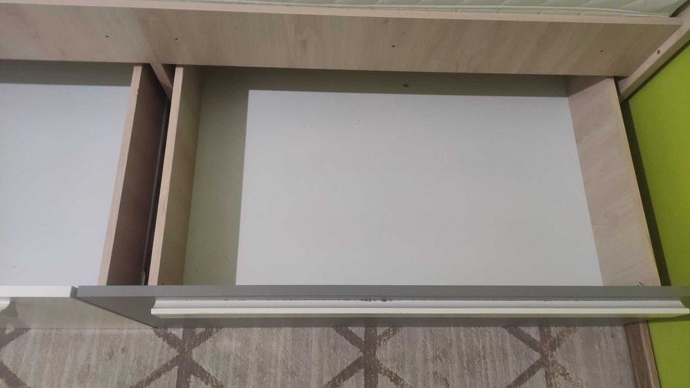 Łóżko dziecięce z szufladami